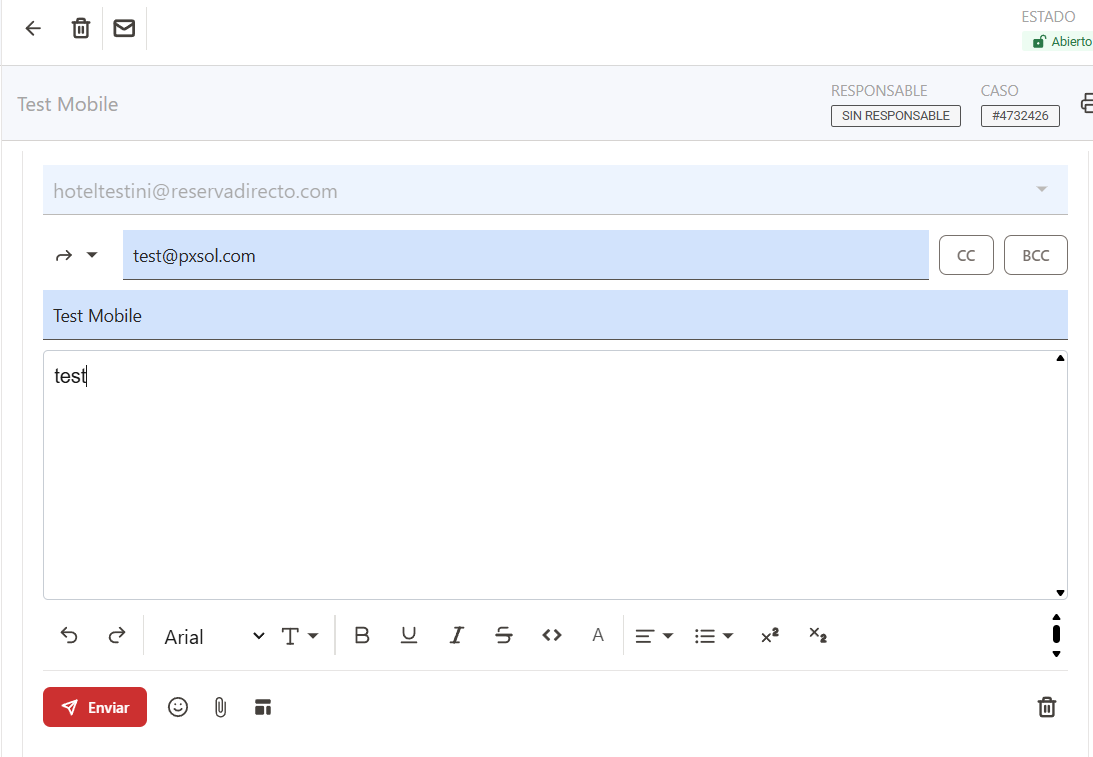 Sección de reenvío de correo con campo para destinatario y asunto.