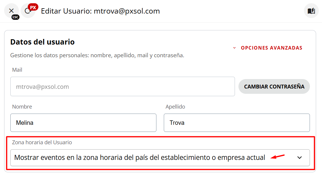 Ventana lateral de edición de usuario mostrando la zona horaria por defecto